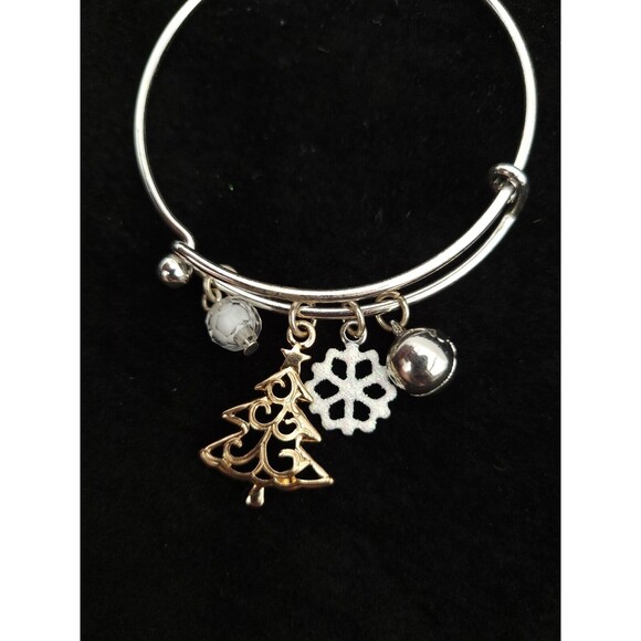 Christmas Holiday Expandable Charm Bracelet Tree Snowflake Bell - Picture 2 of 5